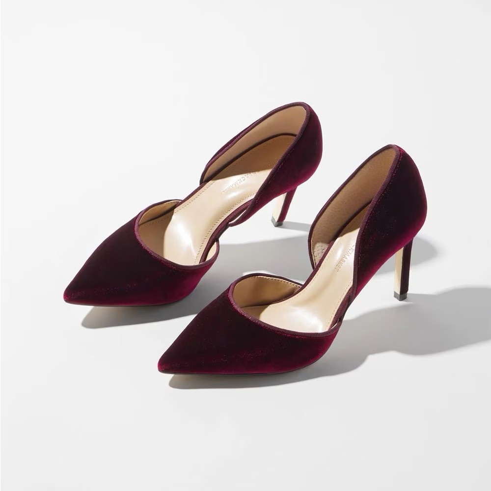 NWT White House Black Market Deep Red Velvet Heels